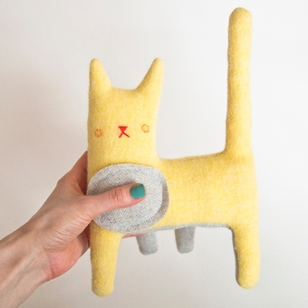Kitty no.225 bright yellow wool with grey herringbone dot